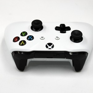 Pad Xbox One model 1708