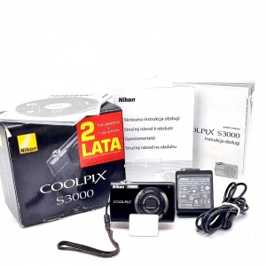 APARAT NIKON COOLPIX S3000...