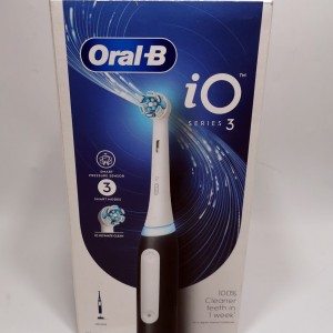 Szczoteczka Oral B iO series 3