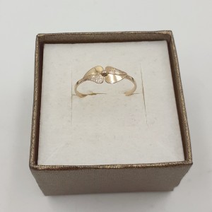 Złoty pierścionek 585 0,96 r18