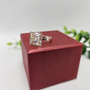 Pierścionek Srebrny 925...