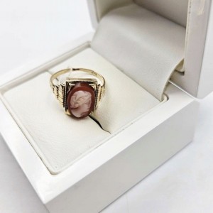 Złoty Pierścionek z motywem...