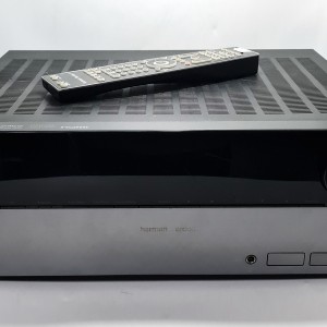 Amplituner Harman Kardon...