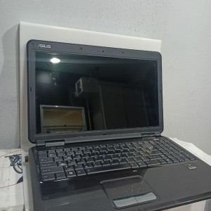 Laptop Asus k61IC