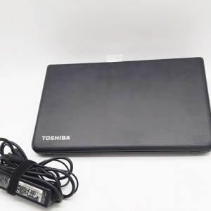 Laptop Toshiba Satellite...