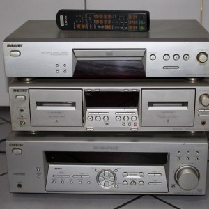 KOMPLET SONY AMPITUNER...