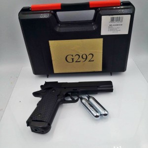 Replika pistoletu G292