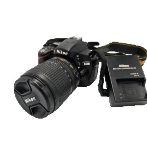 Lustrzanka Nikon D5100 +...