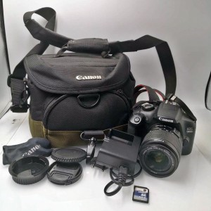APARAT CANON DS126621