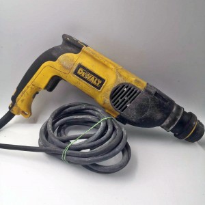 MŁOTOWIERTARKA DEWALT D25123