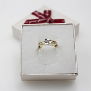 Pierścionek z Cyrkonią 333...