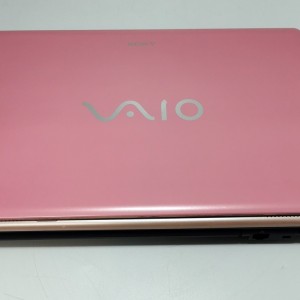 Laptop Sony VPCCW1S1E - Opis