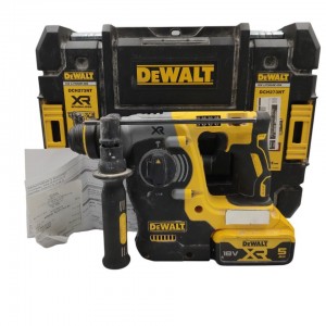 Młotowiertarka DEWALT...