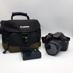 Aparat Canon EOS 1100D