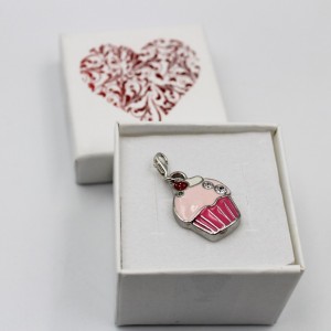 Zawieszka charms babeczka