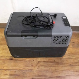 LODÓWKA TURYSTYCZNA YOLCO BX30