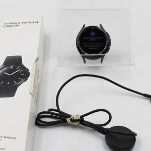 SAMSUNG GALAXY WATCH 4...