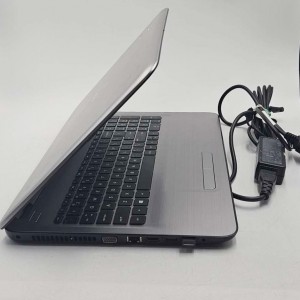 LAPTOP HP 15 4GB I3-6006...