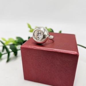 Pierścionek Srebrny 925...