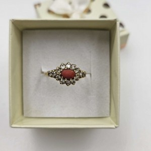 ZŁOTY PIERŚCIONEK Z KORALEM...