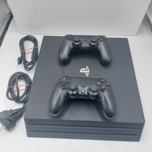 KONSOLA SONY PLAYSTATION 4...