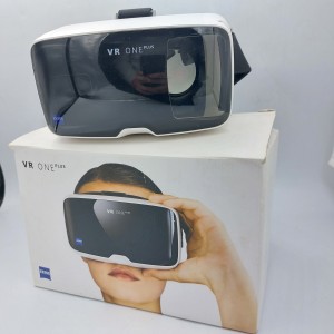 Google VR Zeiss VR ONE PLUS